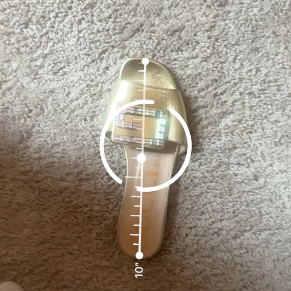 Gucci Gold Slide Sandals with Embellished Buckle - Picture 3 of 7